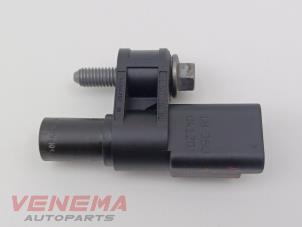 Usagé Capteur arbre à cames Peugeot 208 I (CA/CC/CK/CL) 1.2 12V e-THP PureTech 110 Prix € 14,99 Règlement à la marge proposé par Venema Autoparts