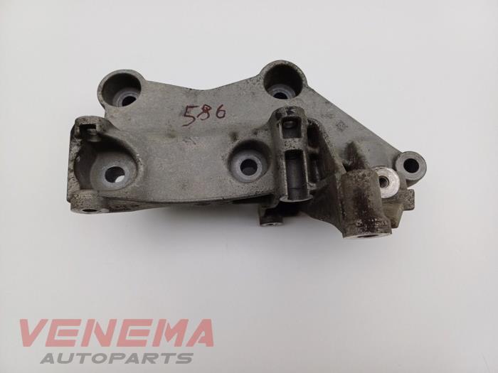 Used Engine mount Fiat Talento 1.6 MultiJet Biturbo 120 Price € 19,99 Margin scheme offered by Venema Autoparts
