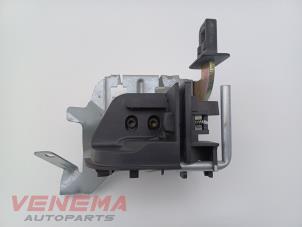 Usagé Support plage arrière BMW 3 serie Touring (F31) 320d 2.0 16V Prix € 29,99 Règlement à la marge proposé par Venema Autoparts