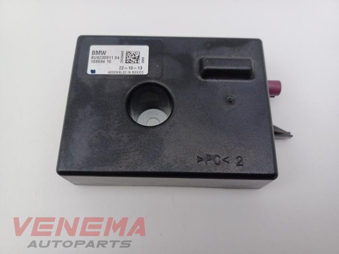 Używane Antena BMW 3 serie Touring (F31) 320d 2.0 16V Cena € 14,99 Procedura marży oferowane przez Venema Autoparts