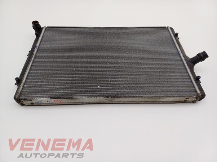 Usagé Radiateur Volkswagen Beetle (16AB) 1.6 TDI 16V Prix € 29,99 Règlement à la marge proposé par Venema Autoparts