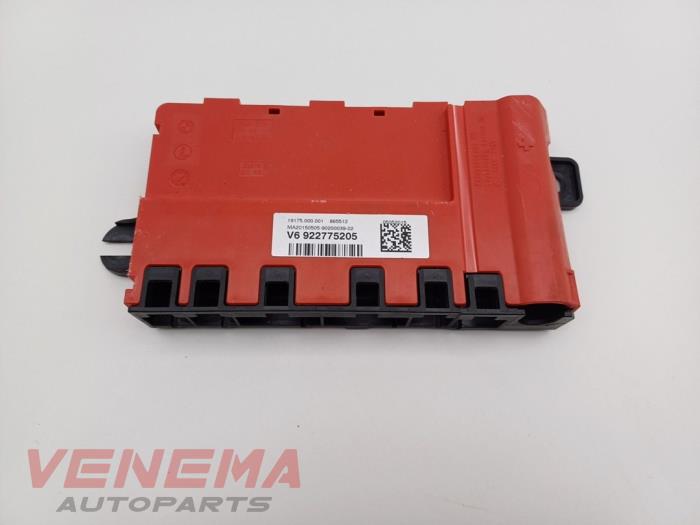 Used Distributor BMW 1 serie (F20) 118i 1.5 TwinPower 12V Van Price € 19,99 Margin scheme offered by Venema Autoparts