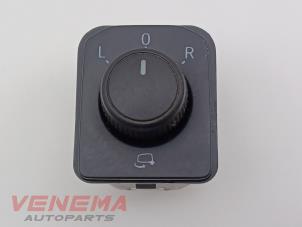 Usagé Commutateur rétroviseur Seat Ibiza V (KJB) 1.0 TSI 12V Prix € 9,99 Règlement à la marge proposé par Venema Autoparts