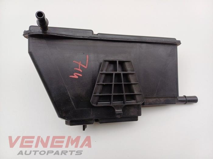 Begagnade Kolfilter Mercedes A (177.0) 1.3 A-160 Turbo 16V Pris € 149,99 Marginaltabell erbjuds av Venema Autoparts