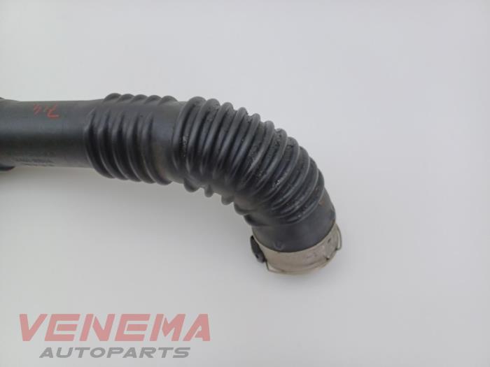 Intercooler Rohr van een Mercedes-Benz A (177.0) 1.3 A-160 Turbo 16V 2020