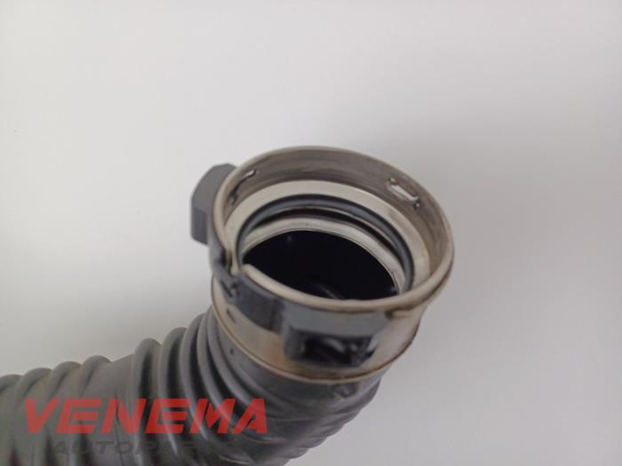 Intercooler Rohr van een Mercedes-Benz A (177.0) 1.3 A-160 Turbo 16V 2020