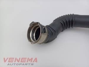 Intercooler Rohr van een Mercedes-Benz A (177.0) 1.3 A-160 Turbo 16V 2020