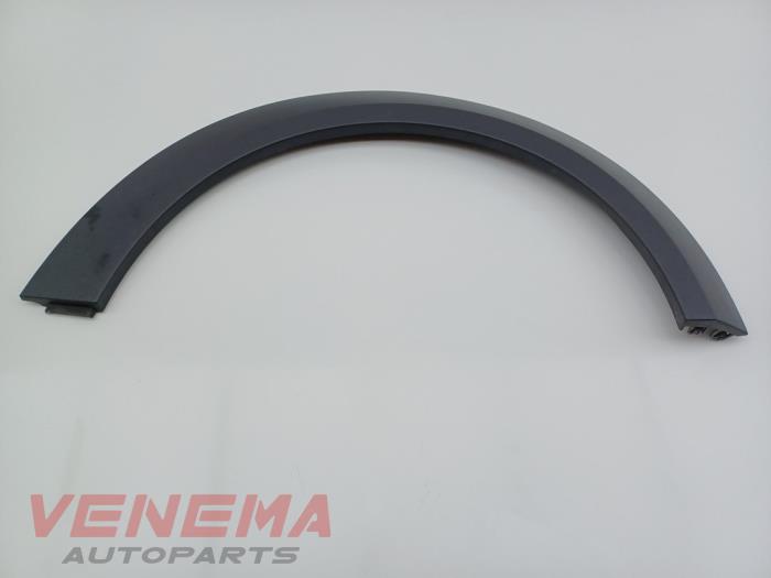 Usados Extensor de guardabarros Mini Mini (F56) 1.5 12V Cooper Precio € 34,99 Norma de margen ofrecido por Venema Autoparts