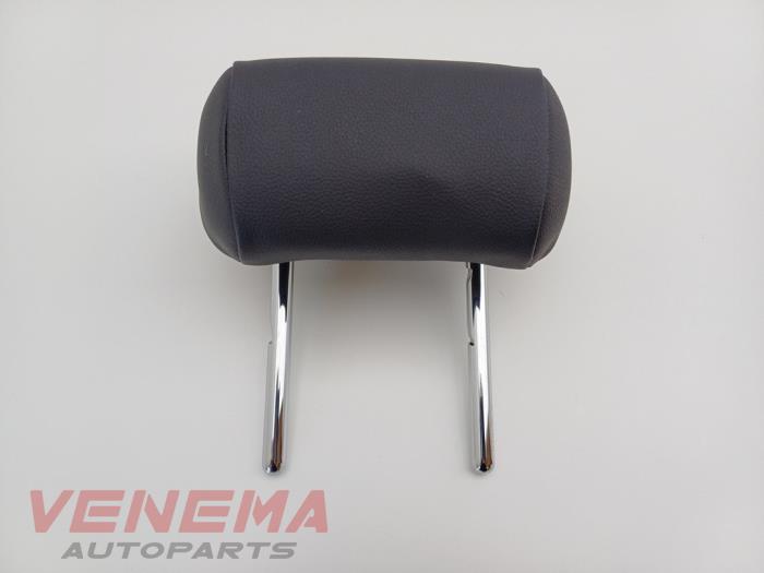 Begagnade Nackstöd Seat Ibiza V (KJB) 1.0 TSI 12V Pris € 19,99 Marginaltabell erbjuds av Venema Autoparts