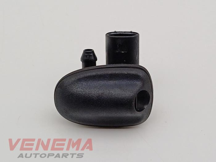 Używane Spryskiwacz przód Mini Mini (F56) 1.5 12V Cooper Cena € 14,99 Procedura marży oferowane przez Venema Autoparts