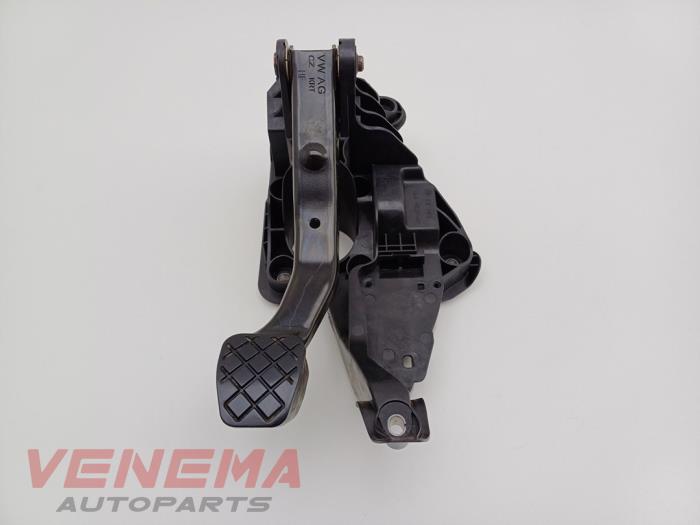 Używane Pedal hamulca Skoda Fabia III Combi (NJ5) 1.0 TSI 12V Cena € 29,99 Procedura marży oferowane przez Venema Autoparts