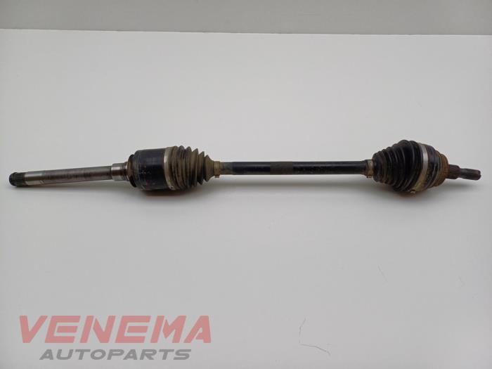 Begagnade Drivaxel, höger fram Mercedes ML III (166) 3.0 ML-350 BlueTEC V6 24V 4-Matic Pris € 349,99 Marginaltabell erbjuds av Venema Autoparts