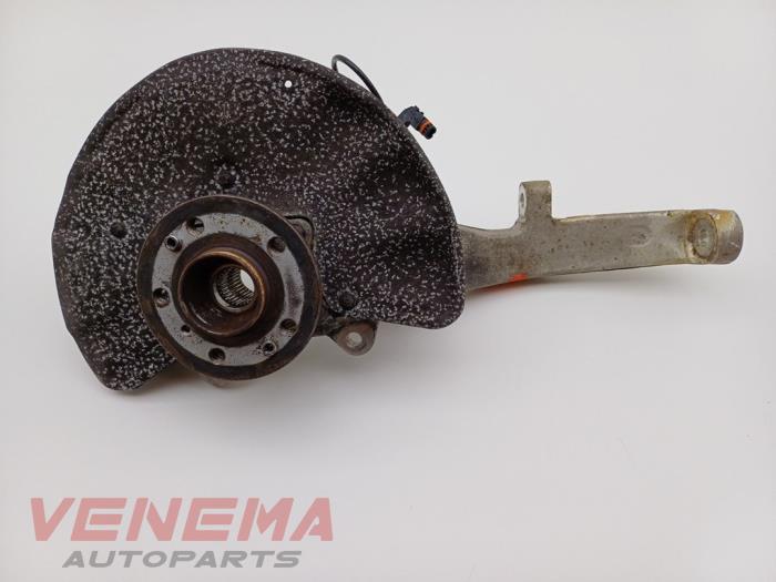 Begagnade Spindel, vänster fram Mercedes ML III (166) 3.0 ML-350 BlueTEC V6 24V 4-Matic Pris € 149,99 Marginaltabell erbjuds av Venema Autoparts