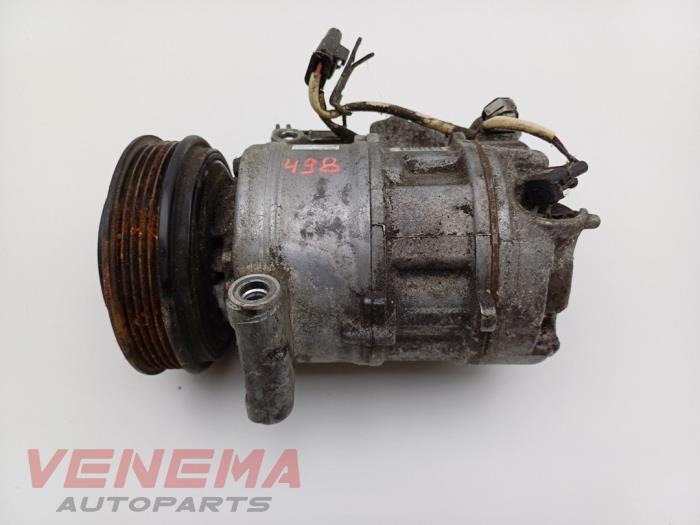 Usagé Compresseur de clim Mercedes A (W176) 2.0 A-250 Turbo 16V Prix € 59,99 Règlement à la marge proposé par Venema Autoparts