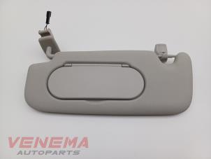 Usagé Pare-soleil Mini Mini (F56) 1.5 12V Cooper Prix € 29,99 Règlement à la marge proposé par Venema Autoparts