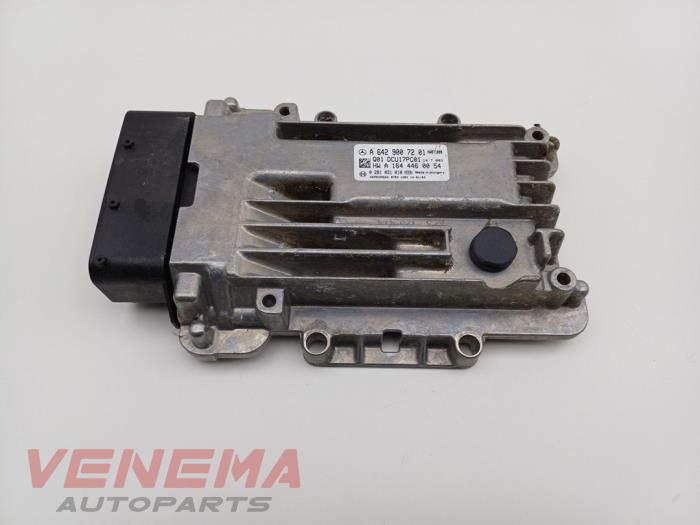 Usagé Ordinateur Adblue Mercedes ML III (166) 3.0 ML-350 BlueTEC V6 24V 4-Matic Prix € 74,99 Règlement à la marge proposé par Venema Autoparts