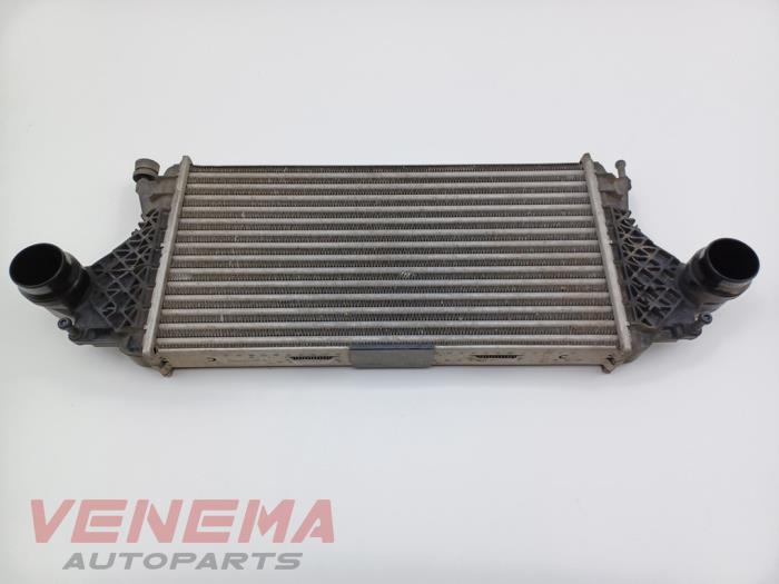 Usados Intercooler Mercedes ML III (166) 3.0 ML-350 BlueTEC V6 24V 4-Matic Precio € 249,99 Norma de margen ofrecido por Venema Autoparts
