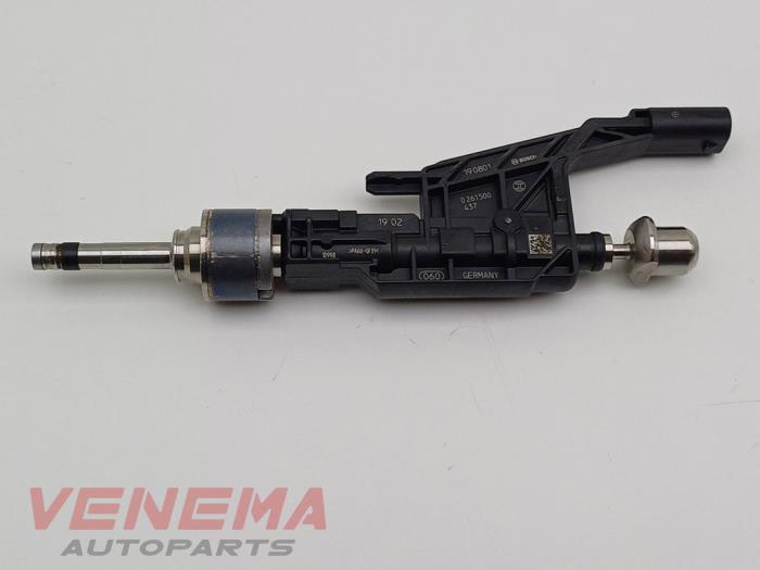 Usagé Injecteur (injection essence) Mini Mini (F56) 1.5 12V One Prix € 29,99 Règlement à la marge proposé par Venema Autoparts