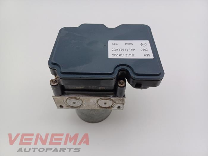 Używane Pompa ABS Seat Ibiza V (KJB) 1.0 TSI 12V Cena € 24,99 Procedura marży oferowane przez Venema Autoparts