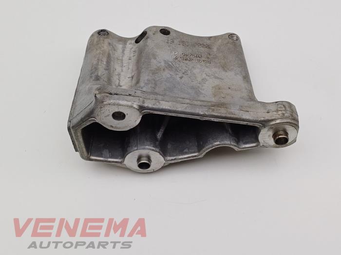 Used Engine mount Mini Mini (F56) 1.5 12V One Price € 19,99 Margin scheme offered by Venema Autoparts