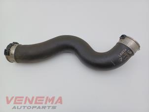 Usados Manguera intercooler BMW 1 serie (F20) 118i 1.5 TwinPower 12V Van Precio € 29,99 Norma de margen ofrecido por Venema Autoparts