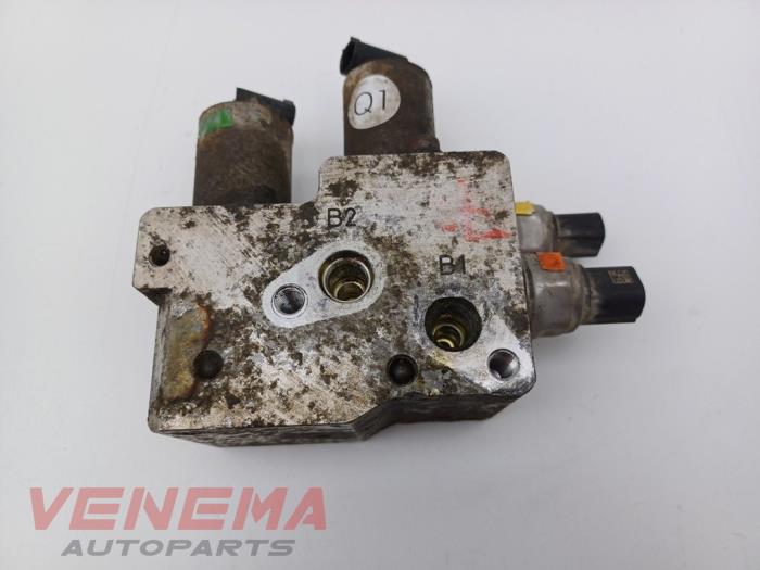 Gebrauchte Stabilisierung Regelsensor Mercedes ML III (166) 3.0 ML-350 BlueTEC V6 24V 4-Matic Preis € 274,99 Margenregelung angeboten von Venema Autoparts