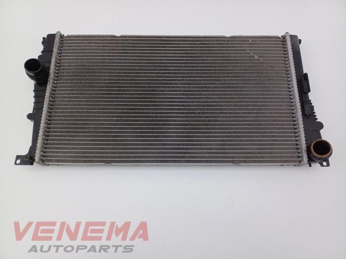 Usagé Radiateur BMW 1 serie (F20) 116i 1.6 16V Prix € 44,99 Règlement à la marge proposé par Venema Autoparts