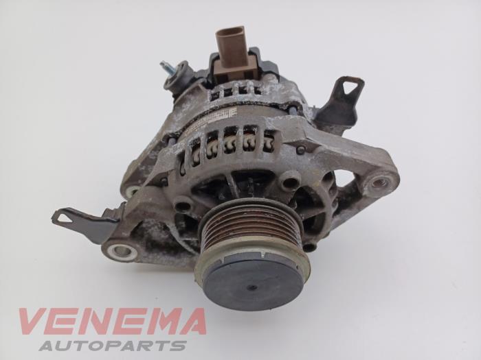 Begagnade Dynamo Peugeot 108 1.0 12V VVT-i Pris € 49,99 Marginaltabell erbjuds av Venema Autoparts