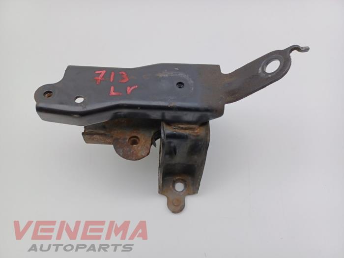 Used Engine mount Peugeot 108 1.0 12V VVT-i Price € 49,99 Margin scheme offered by Venema Autoparts