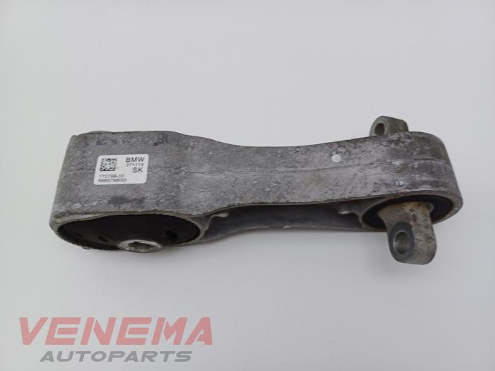 Used Engine mount Mini Mini (F56) 1.5 12V Cooper Price € 29,99 Margin scheme offered by Venema Autoparts
