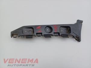 Usagé Support pare-chocs arrière gauche Ford Ka+ 1.2 Ti-VCT Prix € 9,99 Règlement à la marge proposé par Venema Autoparts