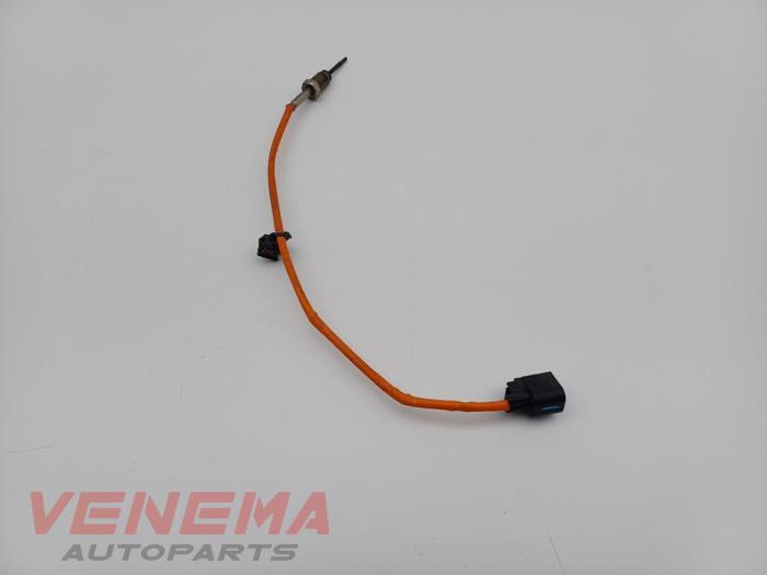 Używane Czujnik temperatury spalin Ford Fiesta 7 1.0 EcoBoost 12V Cena € 29,99 Procedura marży oferowane przez Venema Autoparts
