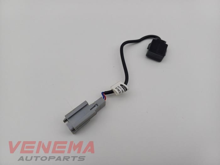 Używane Mikrofon Ford Fiesta 7 1.0 EcoBoost 12V Cena € 14,99 Procedura marży oferowane przez Venema Autoparts