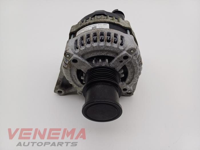 Usagé Dynamo Ford Fiesta 7 1.0 EcoBoost 12V Prix € 24,99 Règlement à la marge proposé par Venema Autoparts
