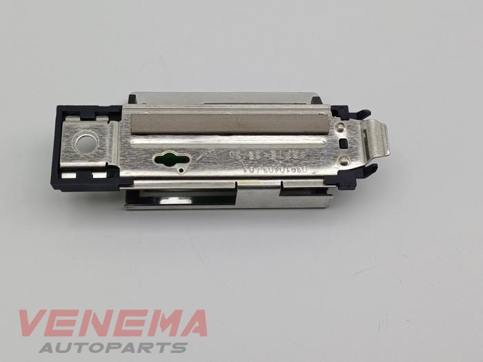 Używane Antena Ford Fiesta 7 1.0 EcoBoost 12V Cena € 19,99 Procedura marży oferowane przez Venema Autoparts