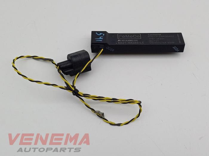 Używane Keyless Entry-Antena Ford Fiesta 7 1.0 EcoBoost 12V Cena € 14,99 Procedura marży oferowane przez Venema Autoparts