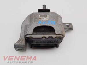 Usagé Support moteur Mini Coupe (R58) 1.6 16V Cooper Prix € 24,99 Règlement à la marge proposé par Venema Autoparts