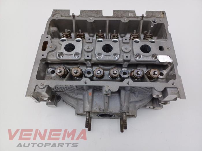 Usados Culata Skoda Karoq 1.0 TSI 12V Precio € 302,49 IVA incluido ofrecido por Venema Autoparts