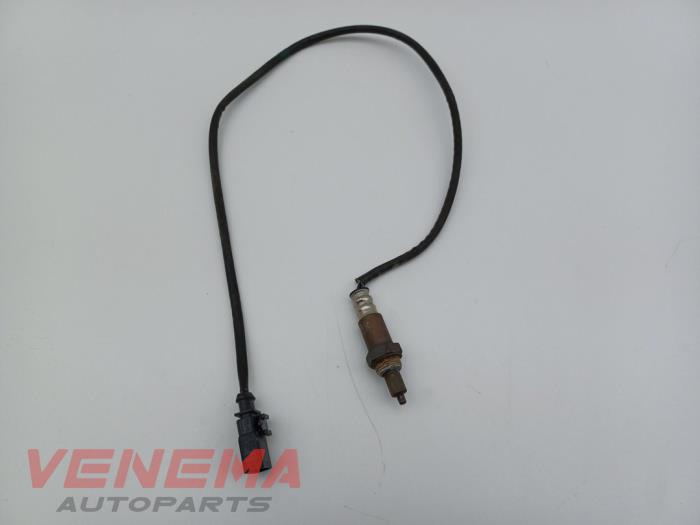Used Lambda probe Volkswagen Golf VIII (CD1) 1.0 eTSI 12V Price € 9,99 Margin scheme offered by Venema Autoparts