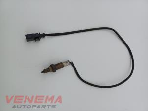 Lambda probe from a Volkswagen Golf VIII (CD1) 1.0 eTSI 12V 2022