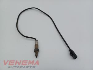 Lambda probe from a Volkswagen Golf VIII (CD1) 1.0 eTSI 12V 2022