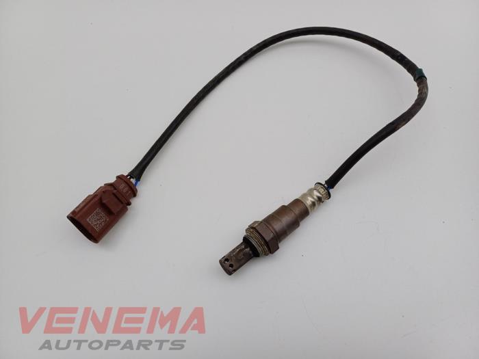 Lambda probe from a Volkswagen Golf VIII (CD1) 1.0 eTSI 12V 2022