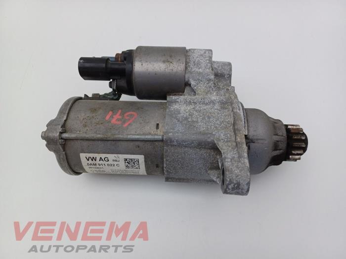 Used Starter Volkswagen Golf VIII (CD1) 1.0 eTSI 12V Price € 13,99 Margin scheme offered by Venema Autoparts