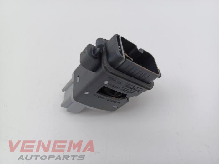 Begagnade Innetemperatursensor Ford Fiesta 7 1.0 EcoBoost 12V Pris € 19,99 Marginaltabell erbjuds av Venema Autoparts