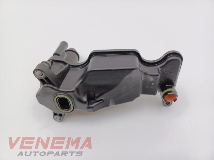 Begagnade PCV-ventil Mercedes B (W246/W242) 1.6 B-180 BlueEFFICIENCY Turbo 16V Pris € 49,99 Marginaltabell erbjuds av Venema Autoparts