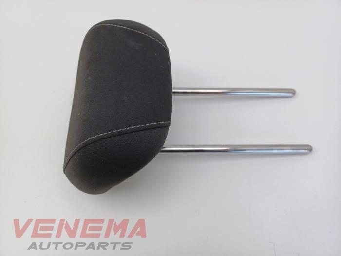 Begagnade Nackstöd Opel Astra K 1.0 Turbo 12V Pris € 29,99 Marginaltabell erbjuds av Venema Autoparts