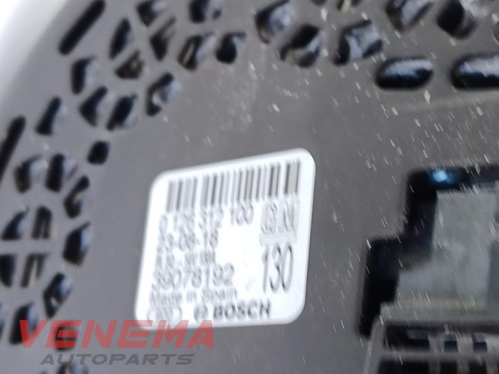 Dynamo van een Opel Astra K 1.0 Turbo 12V 2019