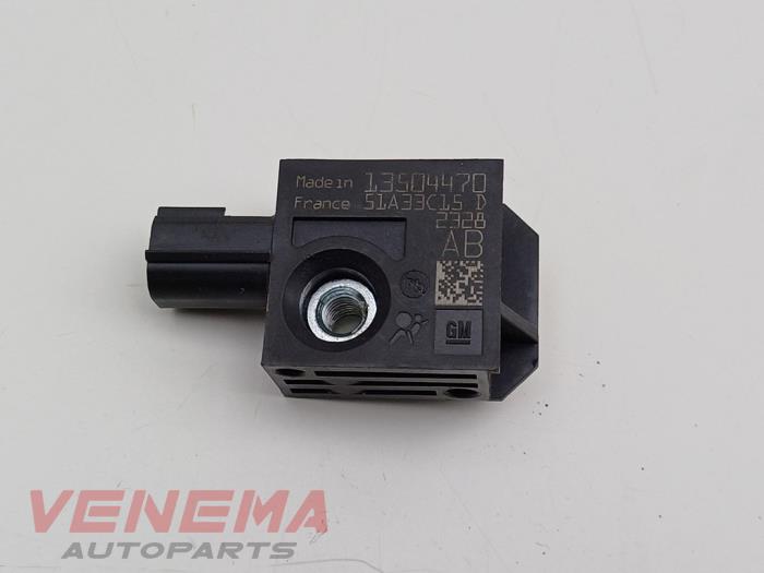 Begagnade Airbagsensor Opel Astra K 1.0 Turbo 12V Pris € 19,99 Marginaltabell erbjuds av Venema Autoparts