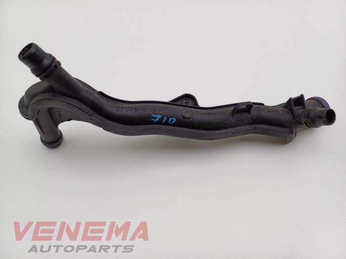 Begagnade Vattenrör Peugeot 208 I (CA/CC/CK/CL) 1.2 Vti 12V PureTech 82 Pris € 24,99 Marginaltabell erbjuds av Venema Autoparts