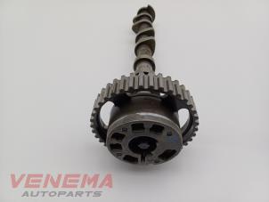 Usagé Arbre à cames Peugeot 208 I (CA/CC/CK/CL) 1.2 Vti 12V PureTech 82 Prix € 74,99 Règlement à la marge proposé par Venema Autoparts